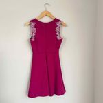 Francesca's Francesca’s Mi Ami Fuschia Embroidered Mini Dress Size XS Photo 5