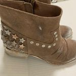 MIA booties Marrshal Gold Silver Stars Taupe Suede size 7 Western Photo 2