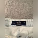 Hollister ultra high rise Mom short 3” Two-Tone Denim Shorts 25 1 Photo 3