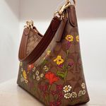 Coach Laurel Shoulder Bag In Signature Canvas With Floral Print cr150 Photo 2