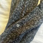 Lululemon  Base Pace 23" Leopard Print Leggings size 6 Photo 1