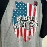 Gildan NWT Blake Shelton baseball tee American Flag‎ gray/black Sz XL Photo 2