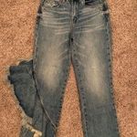 Chelsea and Violet Jeans Photo 3