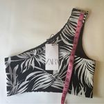 ZARA  Women’s One Shoulder Palm Print Jacquard Cross Over Crop Top Sz M  
NWT Photo 3
