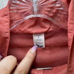 Old Navy Cropped Lightweight Water Photo 5