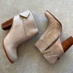 Kate Spade  New York Leather Ankle Boots 8.5 Taupe Block Heel Zipper Booties Photo 0