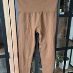 Set Active  seamless ribbed leggings sportbody nude caramel dugout high rise tan Photo 4