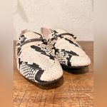 Enzo Angiolini  Women's
Snakeskin Loafers size 7 great condition Photo 3