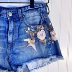 American Eagle  Hi-Rise Festival Denim Floral/Bird Embroidery Women’s Size 4 Photo 2
