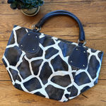 Attention Giraffe print handbag shoulder bag Photo 0