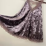 POL  Brown‎ Mocha Crushed Velvet V Neck Lace Trim Flowy Tank Size Small Photo 3