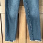 Good American  Good Legs Exposed Button Frayed Ankle Cigarette Jeans‎ size 6/28​ Photo 4