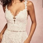 Maggie Sottero Wedding Dress Size 2 Photo 2