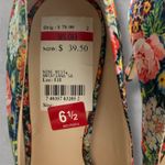 Nine West NWT Floral Heels Photo 2