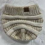 C.C. Exclusive Women’s Ivory Gold Knit Beanie Winter Hat Toboggan NWOT Photo 5