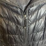 Athleta  Quilted Puffer Vest Size SMALL Photo 2