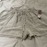 Raya Sun Women’s waist shorts Photo 3