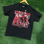 Chicago Bulls NBA black and red T-shirt size medium Photo 2