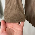 Faded Glory EUC Vintage  women’s brown ribbed‎ stretch asymmetrical button shirt Photo 1