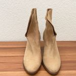 UGG “Thames” Nude Suede Leather Ankle Heeled Boots in Wet Sand Color Size 6 Photo 4
