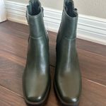 Naturalizer  Wilde Dark Green Waterproof Leather Zipper Ankle Booties Size 9.5 Photo 1