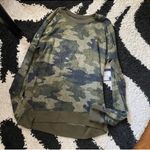 Lucky Brand NWT Camo Soft Sweatshirt Small Photo 1