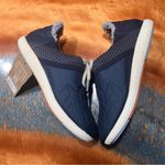 Olukai NWT  Mahiki Indoor outdoor Slippers Slides Shoes size 7 Moonlit blue Photo 4