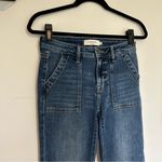 Hidden Jeans Happi Medium Wash Frayed Hem Cargo Crop Flare Size 24 Photo 2