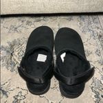 UGG  Goldenstar Cozy Clog Black Photo 9