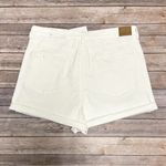 American Eagle  White Distressed Cut Off High Waisted Mom Shorts NWT 16 Stretch Photo 5
