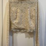 Bebe BRAND CREME LACE L/S TOP HAS BUILT IN LINING PRETTY AND VERSATILE MEDIUM Photo 0