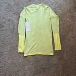 Lululemon  Neon Yellow Swiftly Tech long sleeves Size 6 Photo 10
