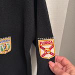 BLACK SWEATER…WITH PATCHES OF PLACES AROUND THE WORLD
NO TAGS COULD BE
VINTAGE Size undefined Photo 4