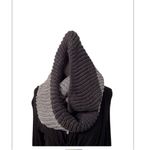 NWOT 2 tone grey infinity scarf to keep you warm & stylish Gray Photo 1
