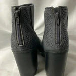 American Eagle WOMENS SIZE 10 GRAY SUEDE LIKE ANKLE BOOT BACK ZIPPER 4”HEEL Photo 3