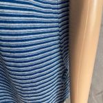 Max Studio  London size medium Blue and White striped sleeveless‎ v neck shirt Photo 3