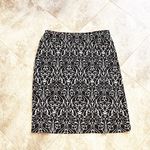 Tahari  Fitted Stretch Knee Length Pencil Skirt Black White Size 2 High Rise Photo 5