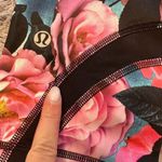 Lululemon Run: Inspire Crop II Secret Garden / Black Pink Floral Barbie Size 4 Photo 5