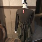 NWT Beautiful olive tunic hi low blouse ties QEW Green Size XS Photo 3