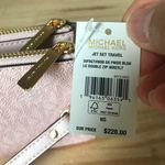 Michael Kors Wallet Photo 2