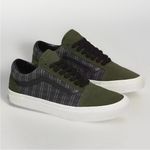 Vans  Old Skool 'Olive Blue'
VN000CP5BMB Women 9.5 US Mens
8.0 US Photo 1