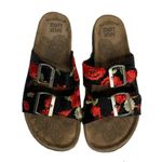 Womens MUK LUKS Black Red Floral Embroidered Double Buckle Strap Sandals Size 7 Photo 6