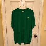 The North Face Men’s Casual Green Outdoor T-Shirt Photo 0