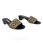 Manolo Blahnik  Zigzag Chiltern Sandals Women’s Size 37 EU 7 US. Photo 5