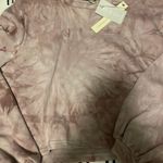 Ivy & Leo sweatshirt Photo 0