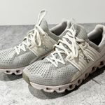 ON Cloud White Gray Sneakers Womens Size 9 Photo 0