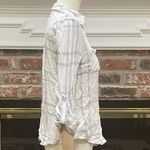 Romeo + Juliet Couture very soft white and grey plaid flannel top / XS / EUC Photo 4