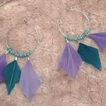 Candie's Vintage Feather Hoop Earrings Photo 0