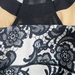 Lululemon  Women 8 Black White Laceflage Scoop Neck Tank Racerback Yoga Athletic Photo 6