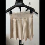 ALC Frank A.L.C. bondi pleated shorts size 6 cream Photo 2